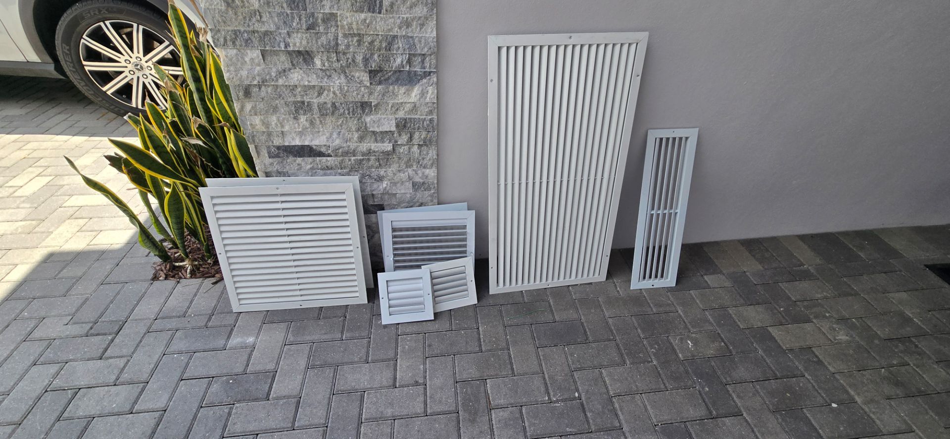 30 ac vents assorted sizes.