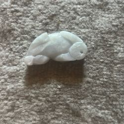 jade pendant 