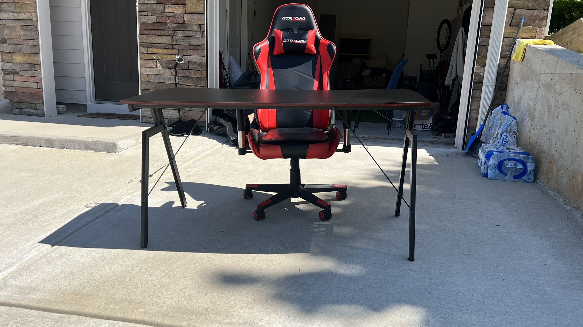 Black/Red Gaming Chair & Desk