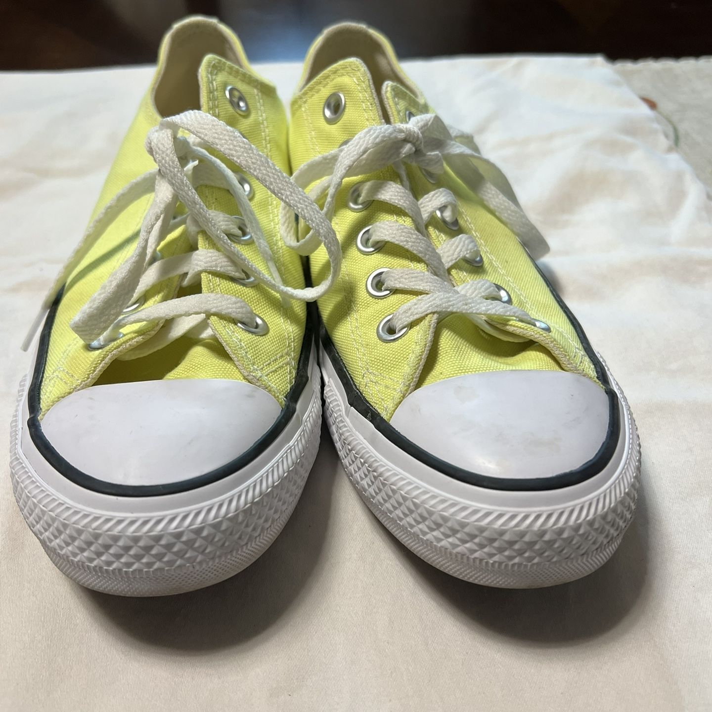 Neon Yellow Chuck Taylor Converse for Sale in Lancaster TX OfferUp