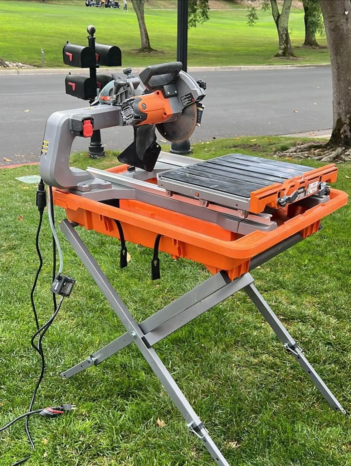 Rigid 8” Tile Saw 