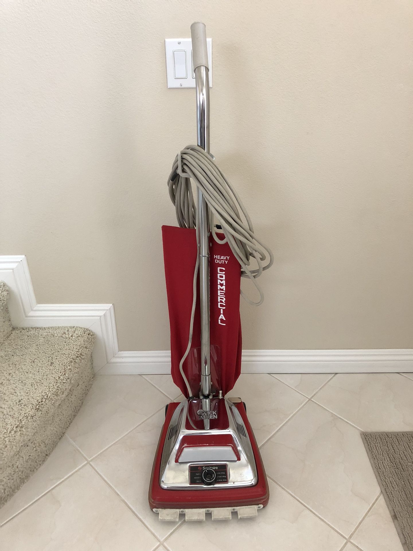 Sanitaire Vacuum for Sale in Grand Terrace, CA - OfferUp