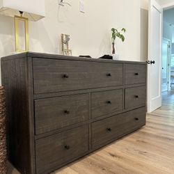 Elegant Dylan Dark Wood Dresser and Nightstand Set