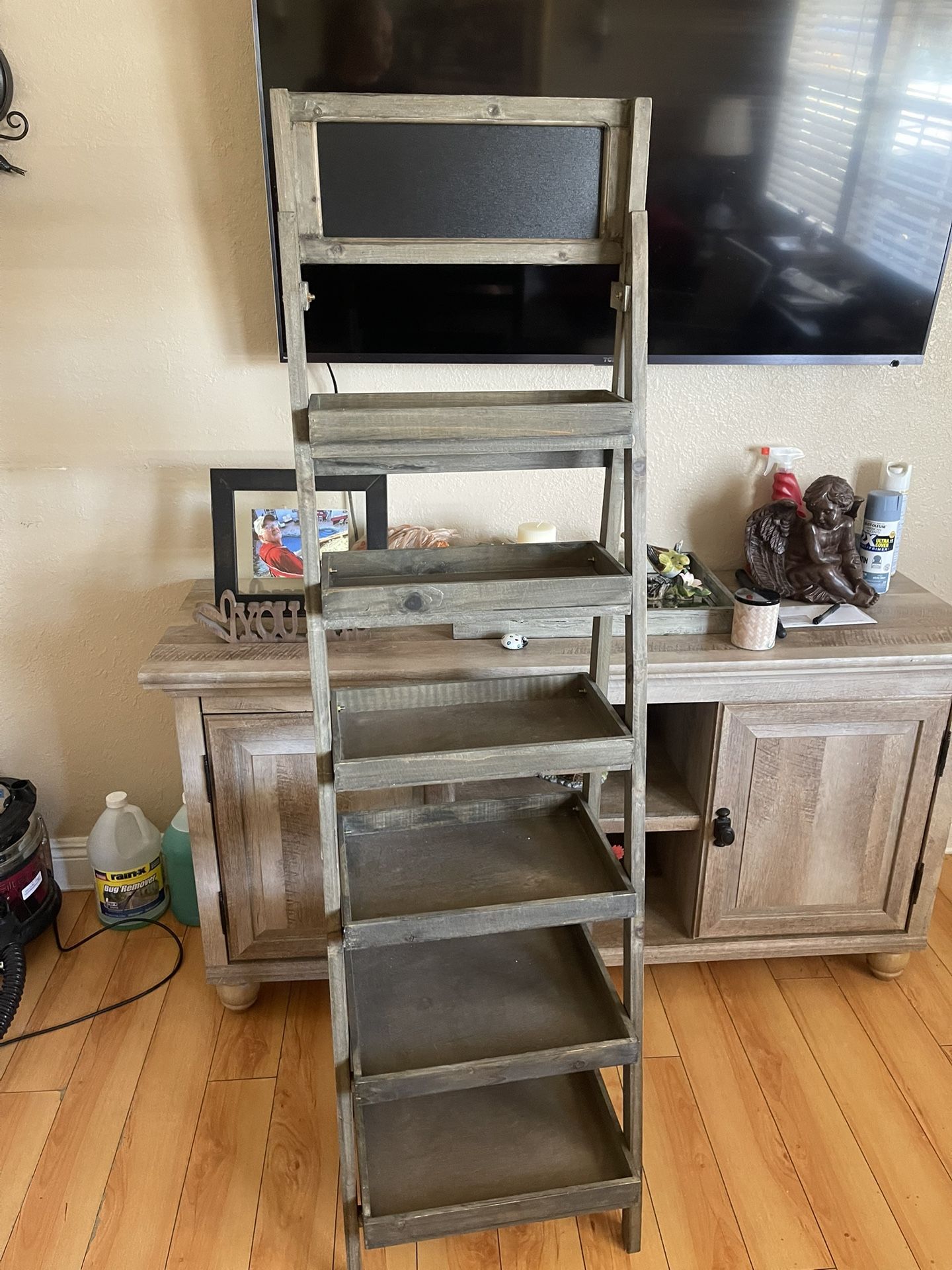 Book Shelf