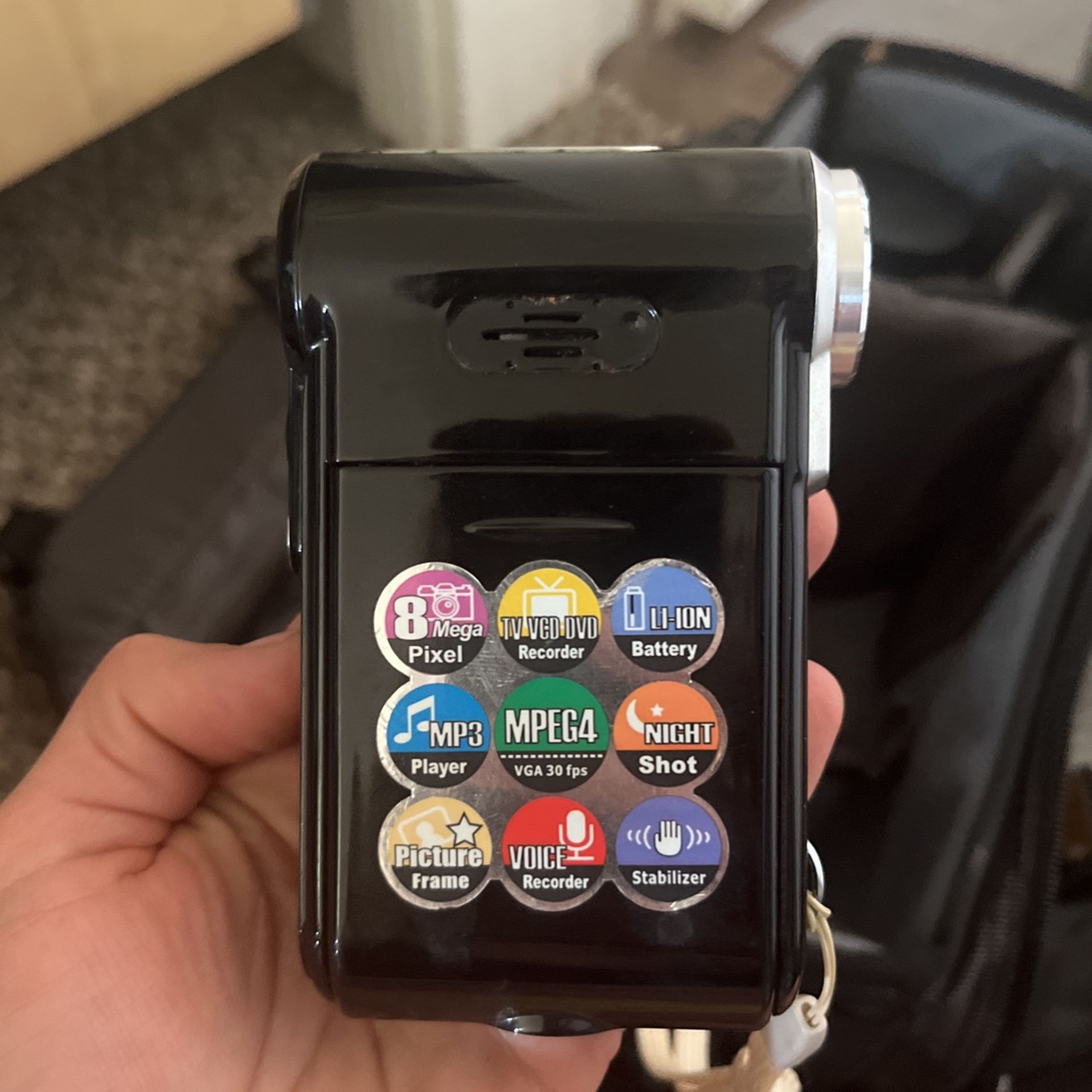 Handheld Digital Camcorder MP3 Digital Camera 8 Megapixel