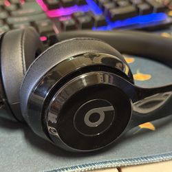 Beats Solo 2 Wireless