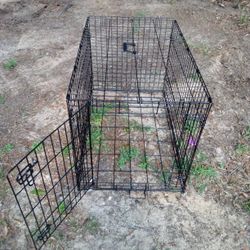 Dog Cage For Middle Dog 50$ Obo