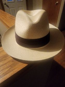 STETSON premium Straw Fedora. Size 7 1/4. New