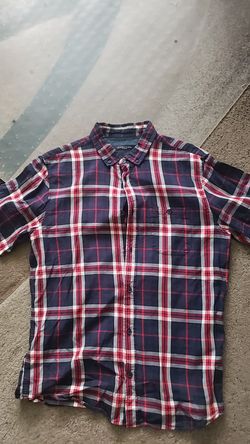 19 ninety one short sleeve button up shirt size medium