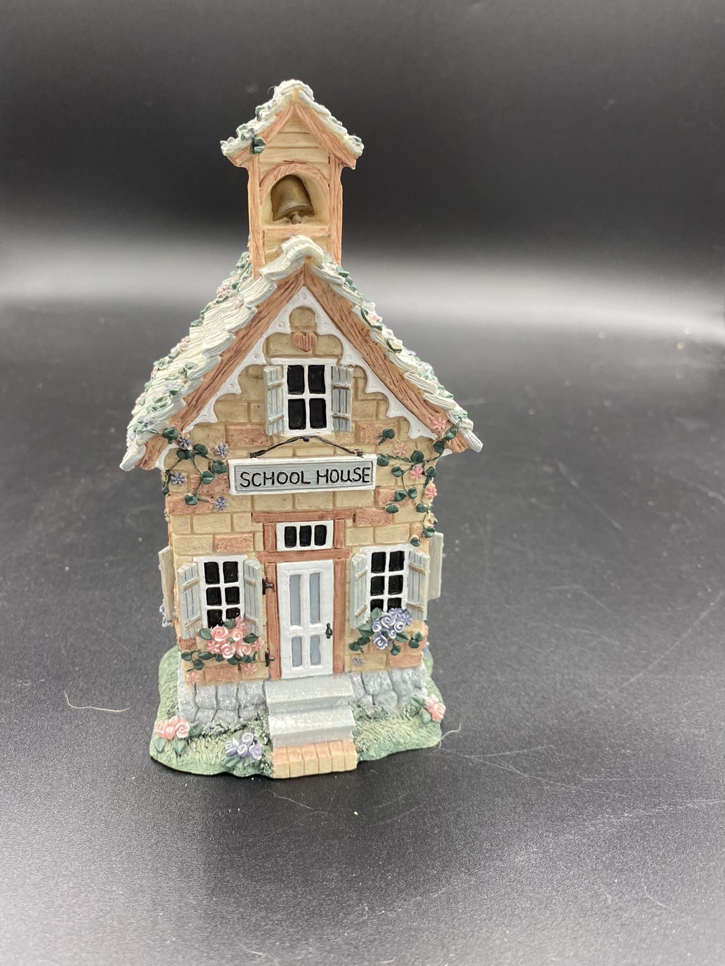 Ivy & Innocence "The Olde Ivy School" #05090 Cast Art Industries 1997