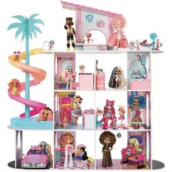 Dollhouse 