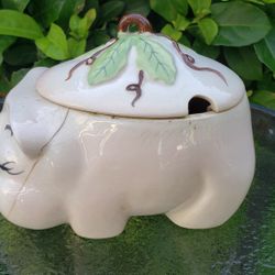 l Vintage Antique Pig Gravy Boat Tureen No Ladle T-28