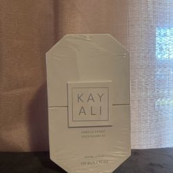 Kayali Vanilla Candy Rock Sugar |42