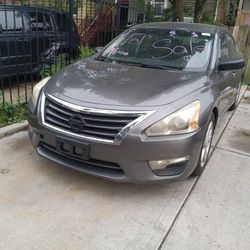 2015 Nissan