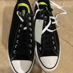 Converse Men Shoes Sz 9.5