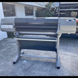  HP DesignJet 5500ps large-format inkjet printer.