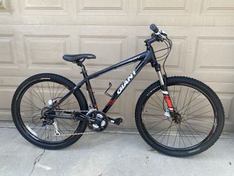 Giant Talon Mountain Bike