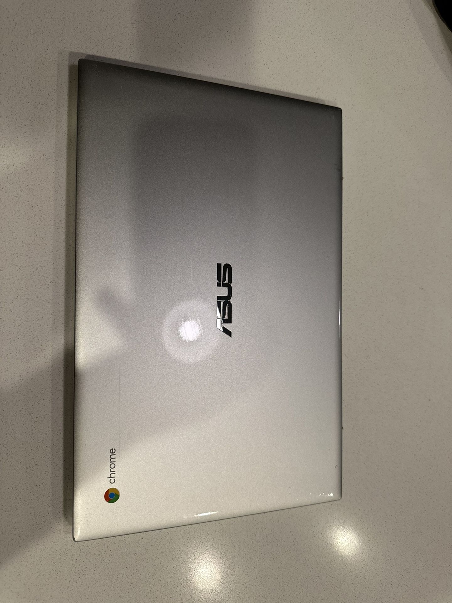 Asus Chromebook C425T