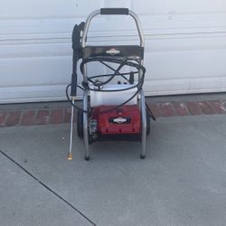 Briggs & Stratton Pressure Washer
