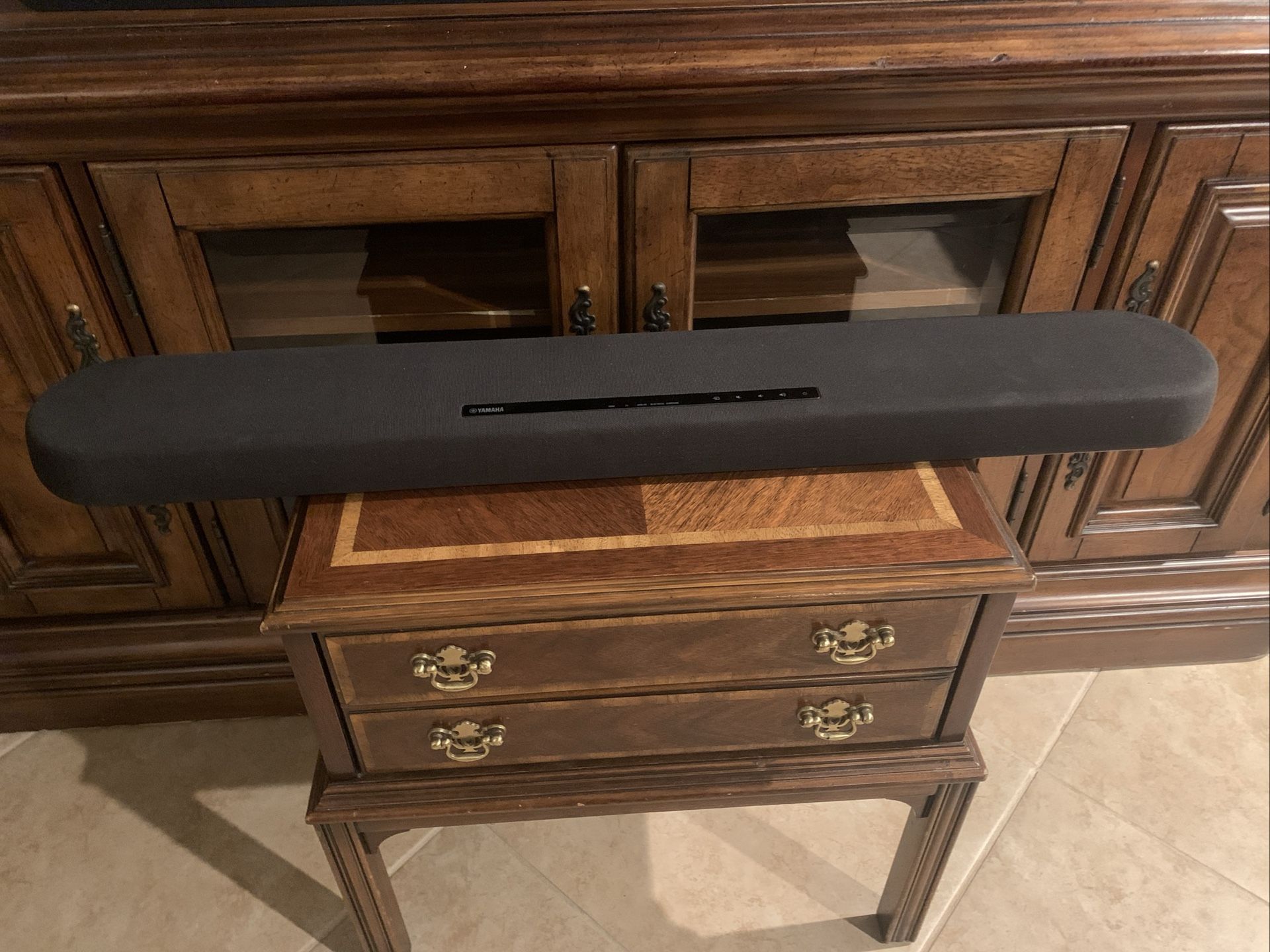 Yamaha sound bar & subwoofer with remote HDMI Arc
