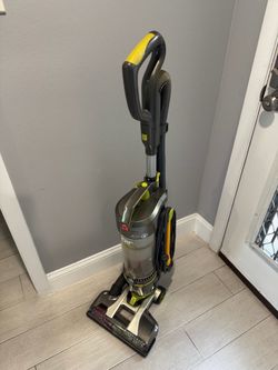 Hoover Windtunnel 3 Air Steerable Bagless Vacuum Cleaner With Crevice Tool