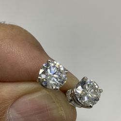 NEW 14 Karat Gold Setting Certified Lab Grown 3.05 Total Carts diamond Studs