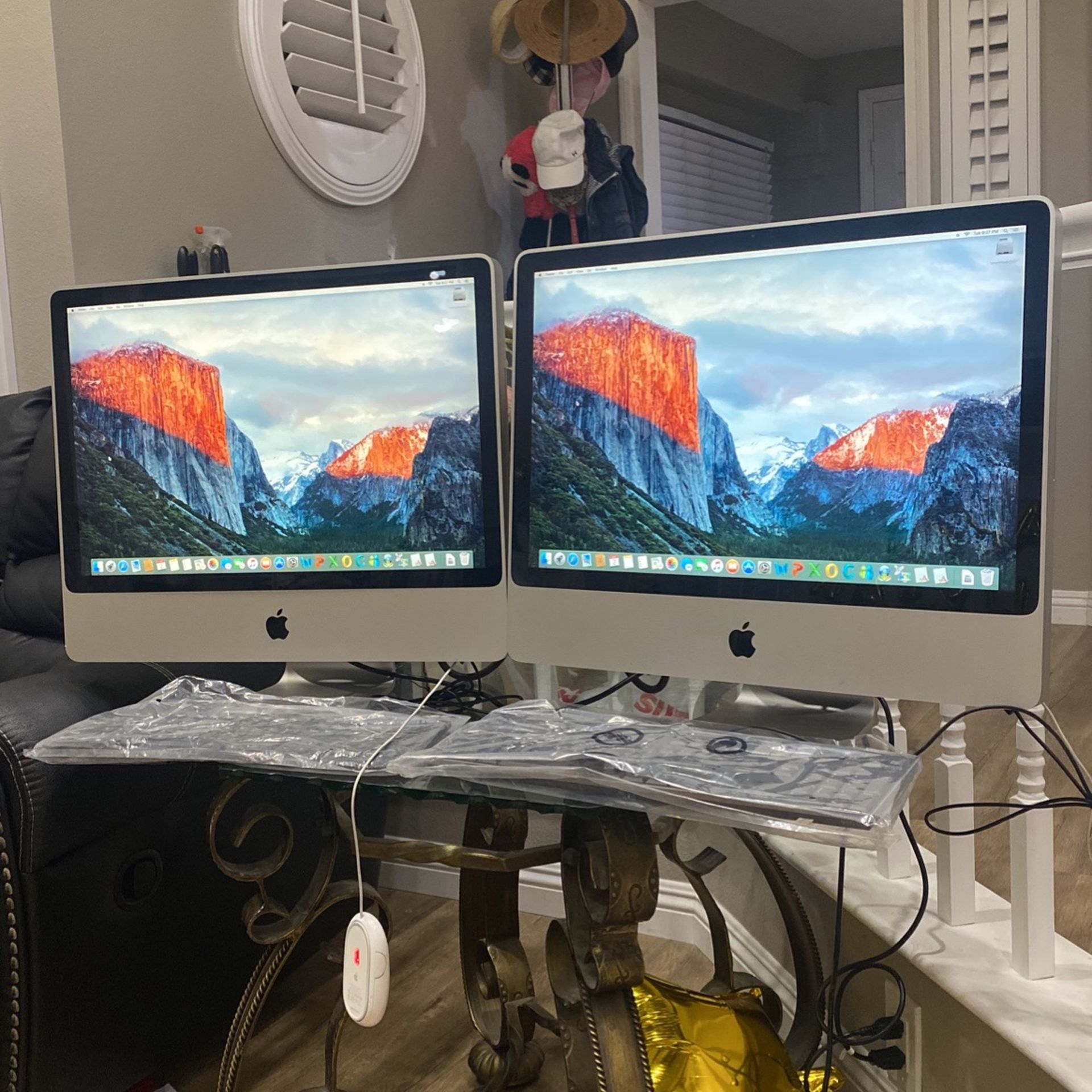 2x Beautiful 24” iMac All-In-One Desktop Computer MacOS 10.11.6