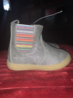 Cat and Jack boots size 5