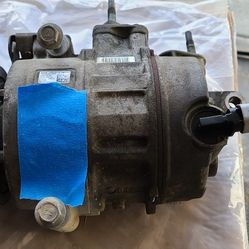 2016-2018 Ford Fusion AC compressor 