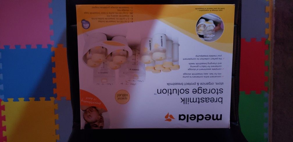 Medela Breastmilk Storage Solution