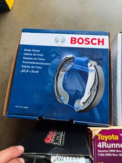 2002 Toyota Tacoma Drum Drum Break Set