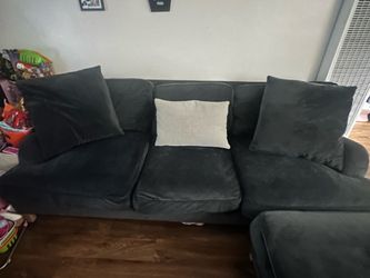 Living Spaces Abigail IV Collection
