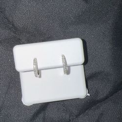 10k white gold natural diamond hoop earrings