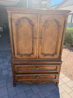 1970 Armoire