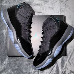 AIR JORDAN 11 GAMMA BLUE NEW!