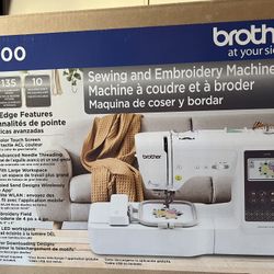 BROTHER SE700 SEWING & EMBROIDERY MACHINE