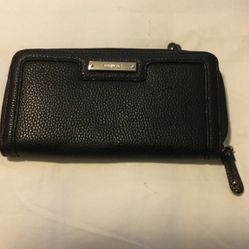 Nine West wallet