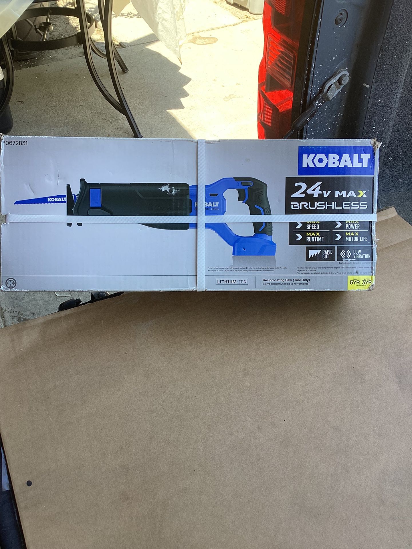 KOBALT 24-VOLT VARIABLE SPEED BRUSHLESS CORDLESS RECIPROCATING SAW ( TOOL ONLY )