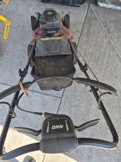 Honda awd lawn mower