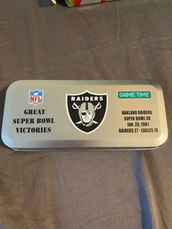 Collectible Men’s NFL Raiders Super Bowl XV Watch