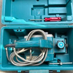 Makita Plainer 