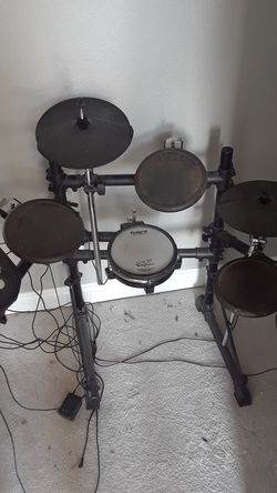 Roland Electronic Drum Set