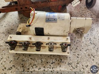FL4556-004 Leeson Oil Change Pump