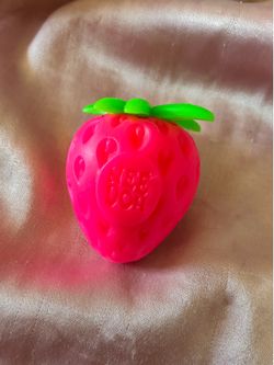 Strawberry groovy fruit  Needoh