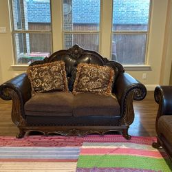 Ashley’s 5 Seat Sofa Set