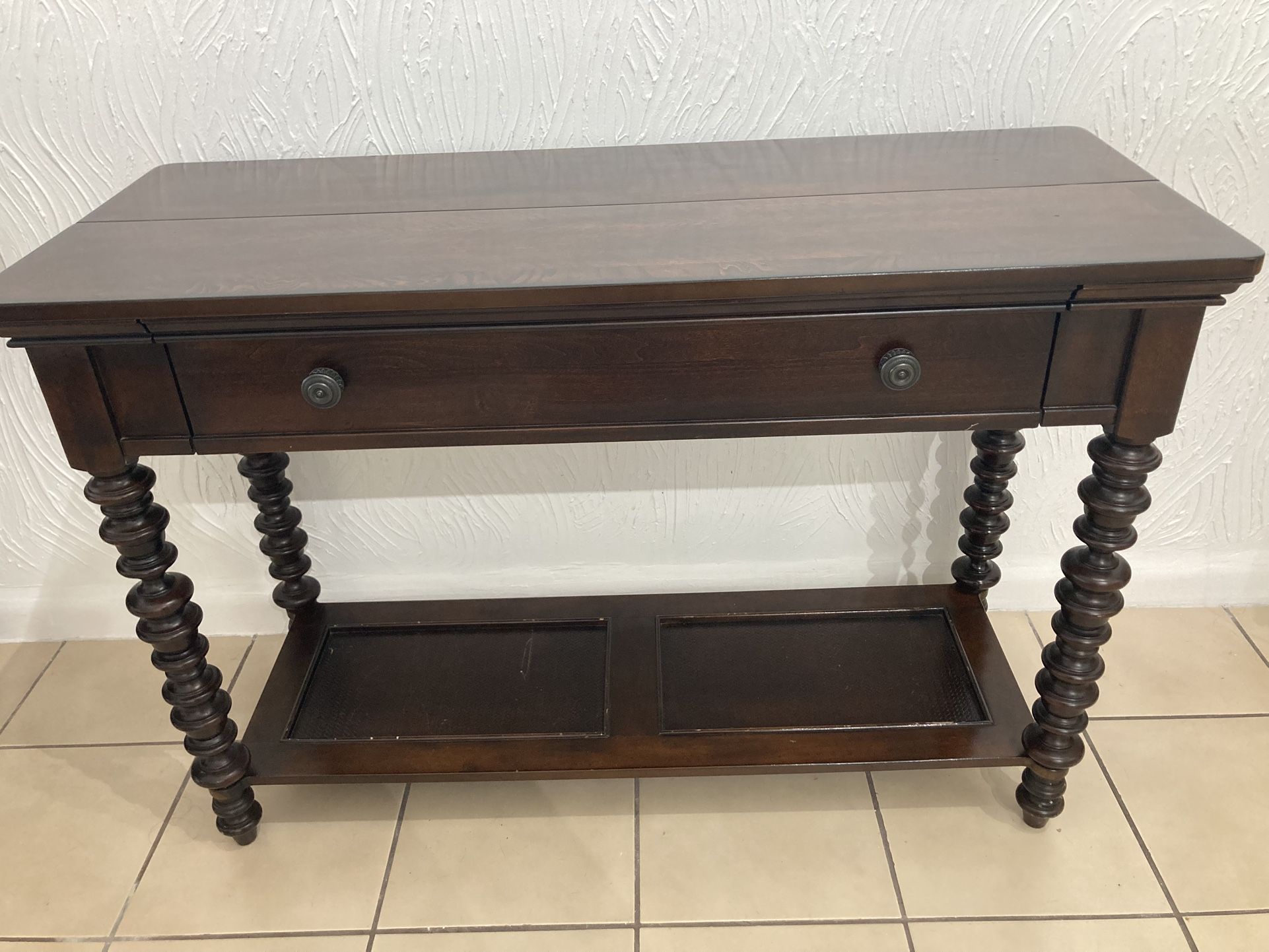 Console table / Desk