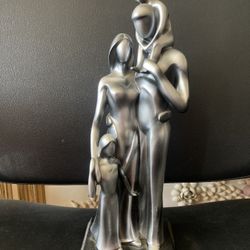Family Statue