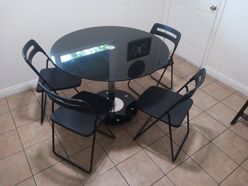 Dining Table/Bistro