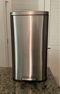 Stainless Steel Step Trash Can 13 Gallon Soft Close Kitchen Bin