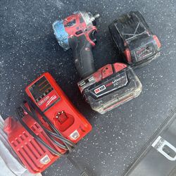 Milwaukee 5.0 4.0 batteries with charger & impact